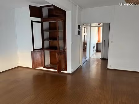 location appartement t3/4 81m2 saint denis centre