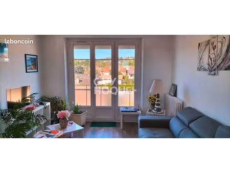 appartement 4 pièces 65 m²