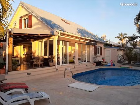 a louer maison avec piscine 5 chambres