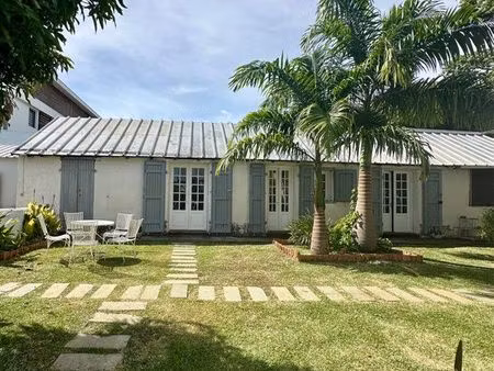bureau 1 pièce de caractère avec jardin