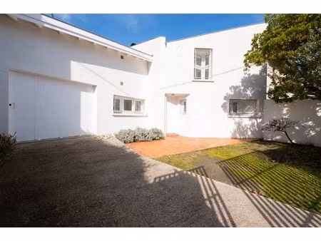 maison de luxe à vendre dans le quartier caudéran-barrière judaïque