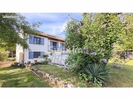 maison 6 pièces 106 m²