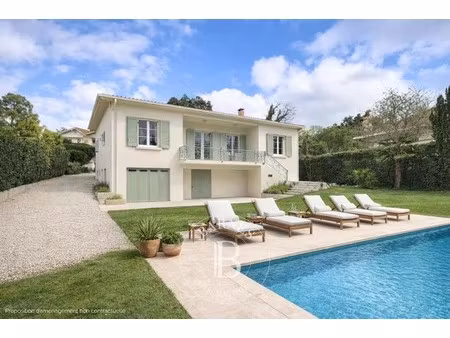 maison de luxe à vendre dans le quartier pereire-ville-d'hiver