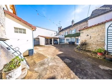 propriété 11 pièces 263 m²