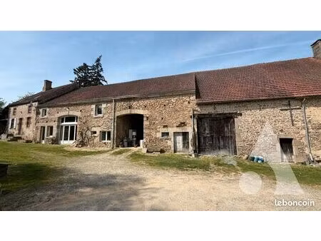 maison 6 pièces 196 m²