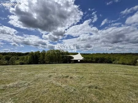 terrain 2500 m² pontours