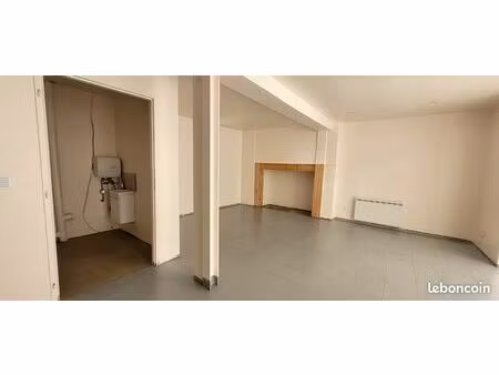 local commercial le buisson-de-cadouin