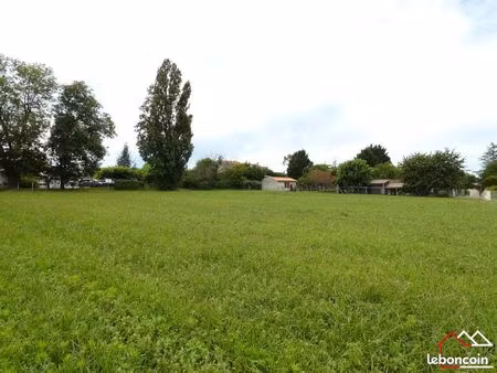 terrain 2250 m² st antoine cumond