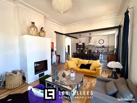 appartement 4 pièces 152 m²