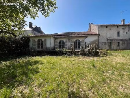 maison 8 pièces 180 m²