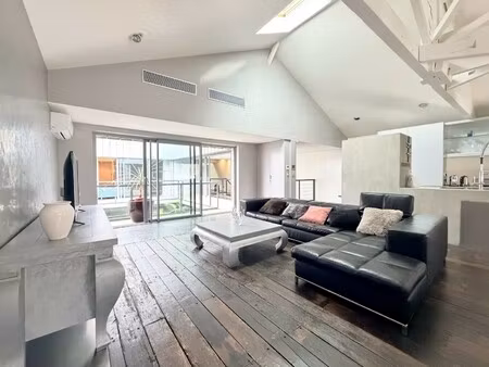 loft à vendre dans le quartier hôtel de ville-quinconce-saint seurin-fondaudège