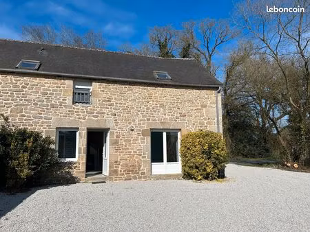 vend longere en pierres