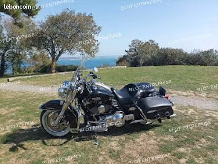 local d'activité 3 804 m²