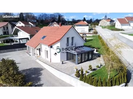 maison 7 pièces 146 m²