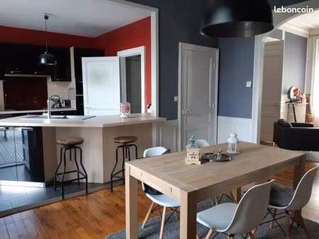 maison 7 pièces 210m²