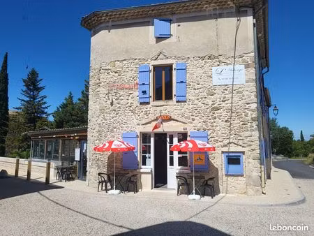 restaurant mur et fond de commerce