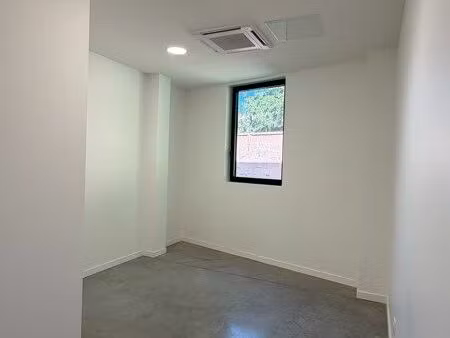 local commercial/bureau