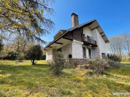 maison 5 pièces 167 m²