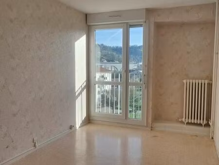 appartement 3 pièces 64 m²
