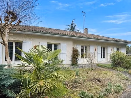 maison de luxe à vendre à léognan