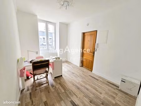 studio 1 pièce 16 m²