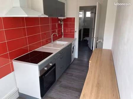 a louer appartement f2 (2ème étage sans ascenseur)