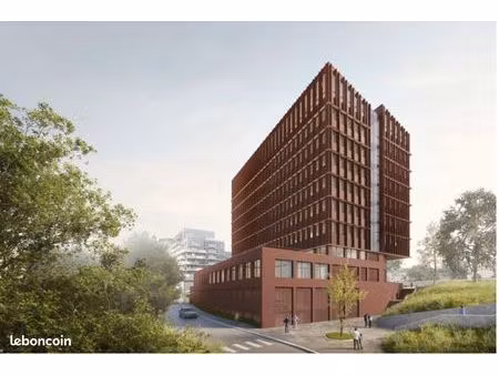 bureaux 4800 m² brest