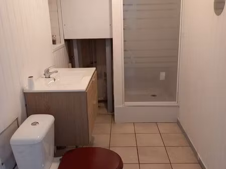 maison a louer à st victor de buthon