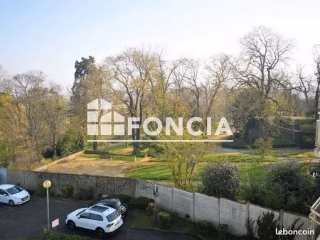 studio 1 pièce 28 m²