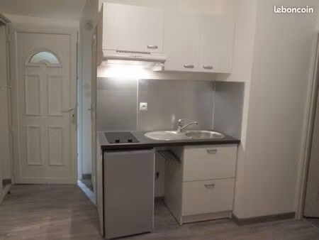 appartement 2 pièces de 30m² non meublé