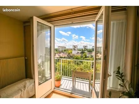 appartement 4 pièces 80 m²