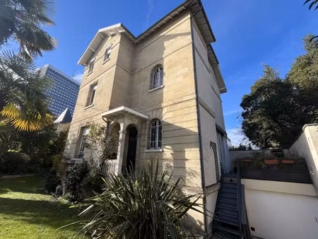 maison en pierre à vendre dans le quartier caudéran-barrière judaïque