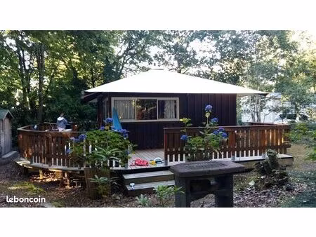 chalet avec sanitaire tout equipe (6 couchages)