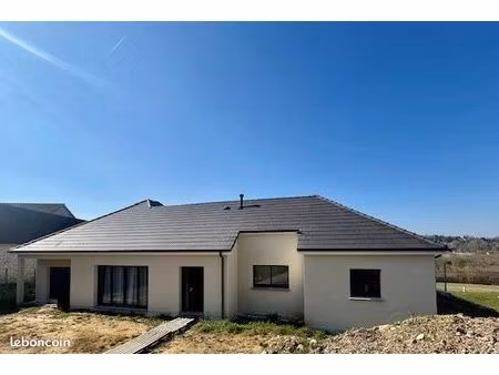 pavillon 6 pièces 160 m²