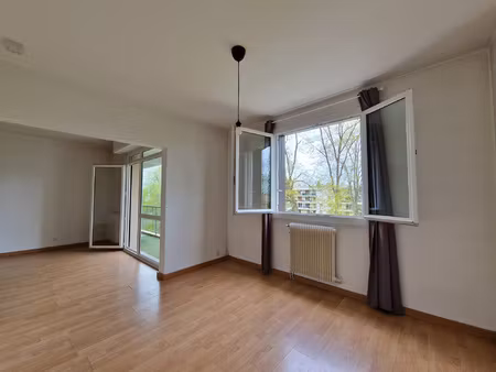 bordeaux cauderan - bel appartement t5 avec vue dégagée