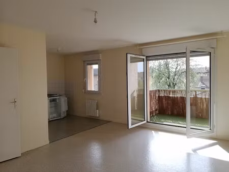 appartement bourg en bresse - 1 pièce(s) - 32 m2