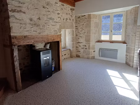 bel appartement duplex centre argentat