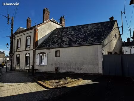 immeuble 180 m² voves