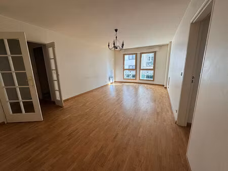 appartement rue de tocqueville immeuble recent