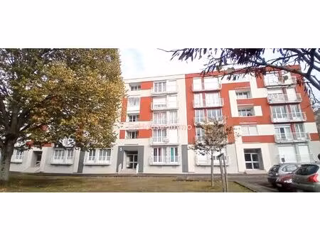 investissement appartement t3 à rezé avec balcon  cave et parking 