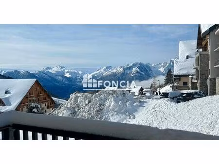 t3 lumineux à saint-françois-longchamp (1650 m)  résidence avec piscine extérieure. exposi