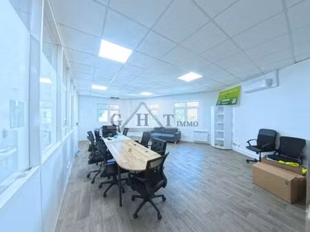 bureaux de standing 185 m² à louer