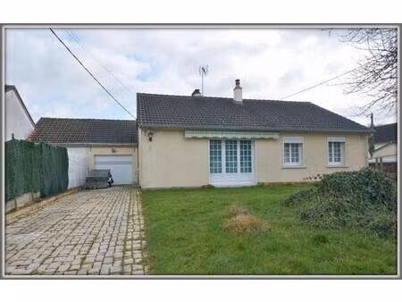 charmante maison de plain-pied avec garage ? environnement calme