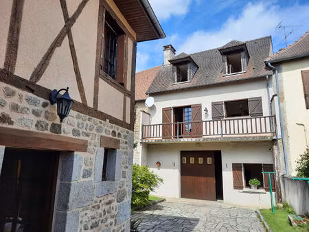 felletin ; ensemble immobilier de charme