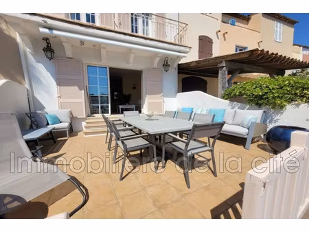 vente maison 7 pièces 139 m² à port grimaud (83310)  2 490 000 €