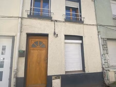 lillers  à louer maison de ville t2