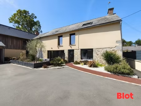 vente blot immobilier - longere 11 pieces - 6 chambres - double garage - 2230 m² de terrai