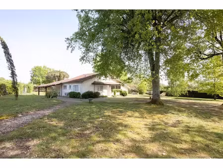 vente maison 5 pièces 144 m² à saint-sever (40500)  219 000 €