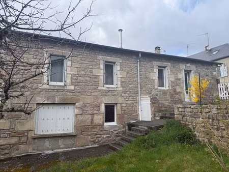 maison de village à peyrelevade en corrèze