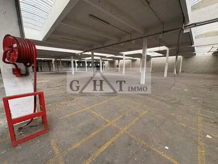 entrepot 739 m² a vendre a saint-fargeau-ponthierry